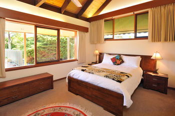 Langbrook Estate Cottages - Accommodation in Brisbane 3