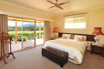 Langbrook Estate Cottages - Accommodation in Brisbane 12