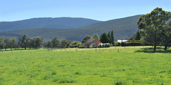 Langbrook Estate Cottages - Accommodation in Brisbane 20