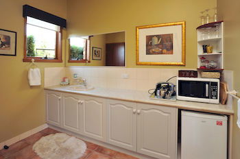 Langbrook Estate Cottages - Accommodation in Brisbane 22