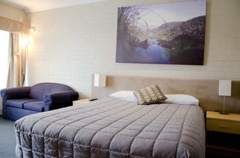 Baybrook Motor Inn & Apartments - Accommodation in Brisbane 11