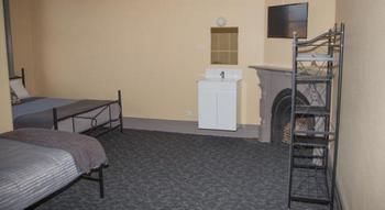 Cessnock Hotel - Accommodation in Brisbane 5