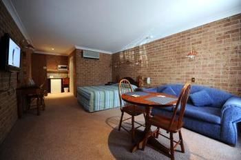 Golden Grain Motor Inn - Accommodation in Brisbane 2