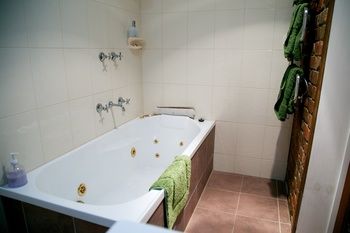 Holly Lane Mews - Accommodation in Brisbane 10