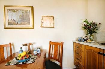 Lillypilly's Country Cottages & Day Spa - Accommodation in Brisbane 1