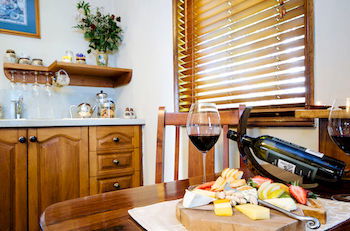 Lillypilly's Country Cottages & Day Spa - Accommodation in Brisbane 12