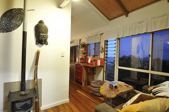Uluramaya Retreat Cabins - Accommodation in Brisbane 11