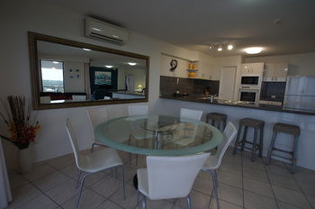 Windward Passage Holiday Apartments - Accommodation in Brisbane 37