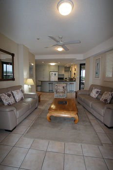 Windward Passage Holiday Apartments - Accommodation in Brisbane 39