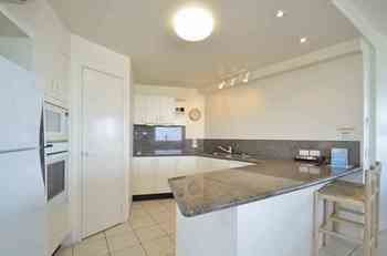 Windward Passage Holiday Apartments - Accommodation in Brisbane 51