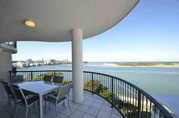 Windward Passage Holiday Apartments - Accommodation in Brisbane 70