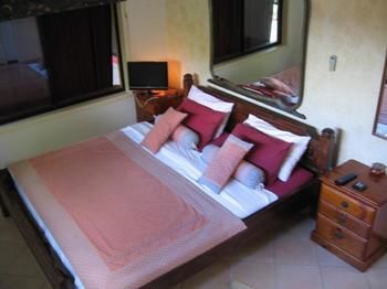 Noosa Edge Nudist Retreat - Accommodation in Brisbane 0