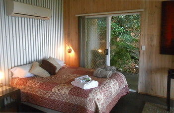 Treetops Accommodation Montville - Accommodation in Brisbane 24