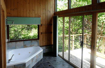 Treetops Accommodation Montville - Accommodation in Brisbane 36