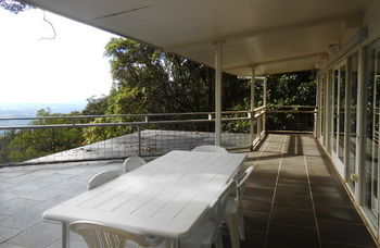 Treetops Accommodation Montville - Accommodation in Brisbane 62