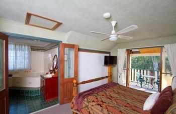 Bimbadeen Mountain Retreat - Accommodation in Brisbane 14