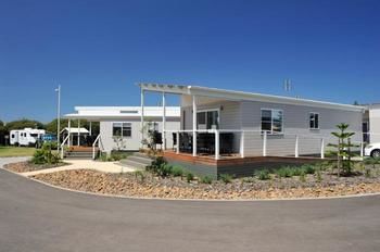 Stockton Beach Holiday Park - Accommodation in Brisbane 0