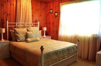 Peppertree Cottage - Accommodation in Brisbane 8