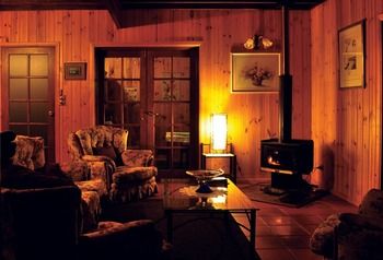 Peppertree Cottage - Accommodation in Brisbane 20