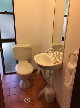 Avoca Beach Hotel & Resort - Accommodation in Brisbane 6