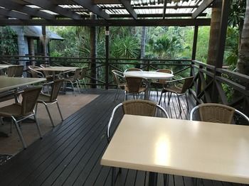 Avoca Beach Hotel & Resort - Accommodation in Brisbane 8