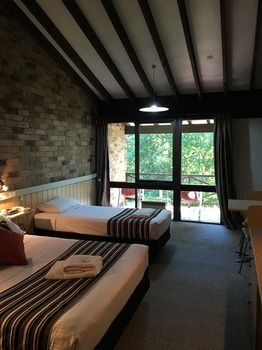 Avoca Beach Hotel & Resort - Accommodation in Brisbane 27