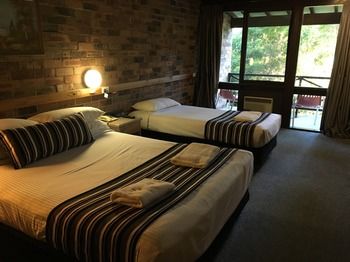 Avoca Beach Hotel & Resort - Accommodation in Brisbane 28