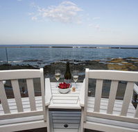 Ocean Front at The Entrance - Accommodation in Brisbane