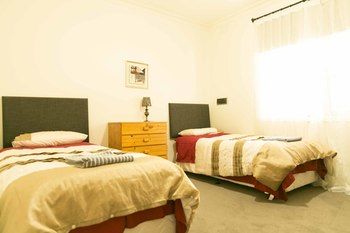 Hawthorn Holiday House - Accommodation in Brisbane 10