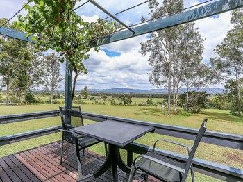 Vineyard Hill - Accommodation in Brisbane 6