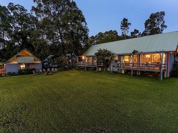 Vineyard Hill - Accommodation in Brisbane 8