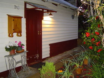 Stones Throw Cottage Bed & Breakfast - Accommodation in Brisbane 14