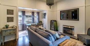 White Gates Cottage - Accommodation in Brisbane 9
