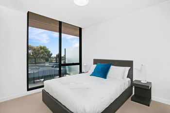 CAMPUS - Accommodation in Brisbane 8