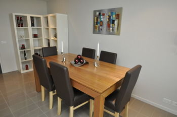 Camperdown 908 St Furnished Apartment - Accommodation in Brisbane 16