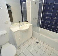 Darlinghurst 403 Pop Furnished Apartment - Accommodation in Brisbane