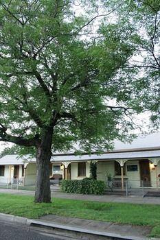A Settler's Cottage - Accommodation in Brisbane 17
