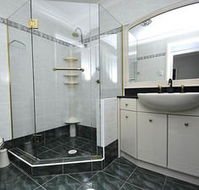 Kingsford 12 Shaw Furnished Apartment - Accommodation in Brisbane