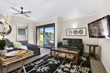 Top Of The Hill - Accommodation in Brisbane 12
