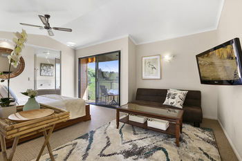 Top Of The Hill - Accommodation in Brisbane 13