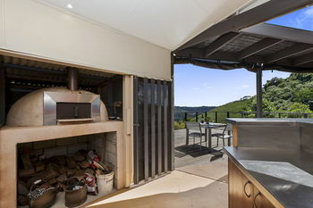 Top Of The Hill - Accommodation in Brisbane 20
