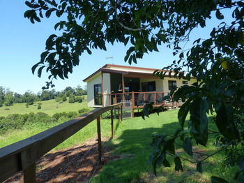 Bellthorpe Stays - Accommodation in Brisbane 17