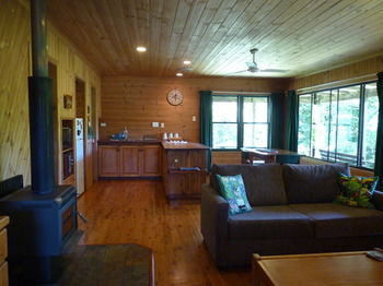 Bellthorpe Stays - Accommodation in Brisbane 26