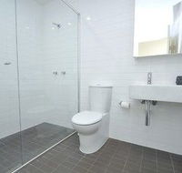 Neutral Bay 4 Young Furnished Apartment - Accommodation in Brisbane