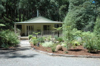 Myers Creek Cascades Luxury Cottages - Accommodation in Brisbane 3