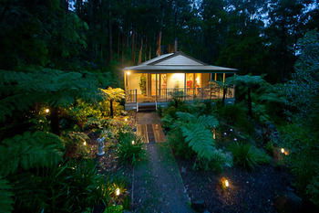 Myers Creek Cascades Luxury Cottages - Accommodation in Brisbane 12