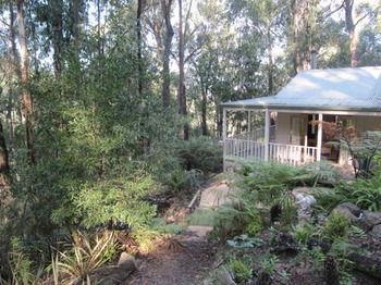 Myers Creek Cascades Luxury Cottages - Accommodation in Brisbane 13