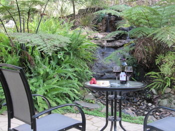Myers Creek Cascades Luxury Cottages - Accommodation in Brisbane 25