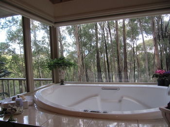 Myers Creek Cascades Luxury Cottages - Accommodation in Brisbane 28