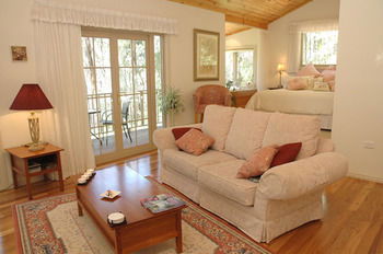 Myers Creek Cascades Luxury Cottages - Accommodation in Brisbane 40